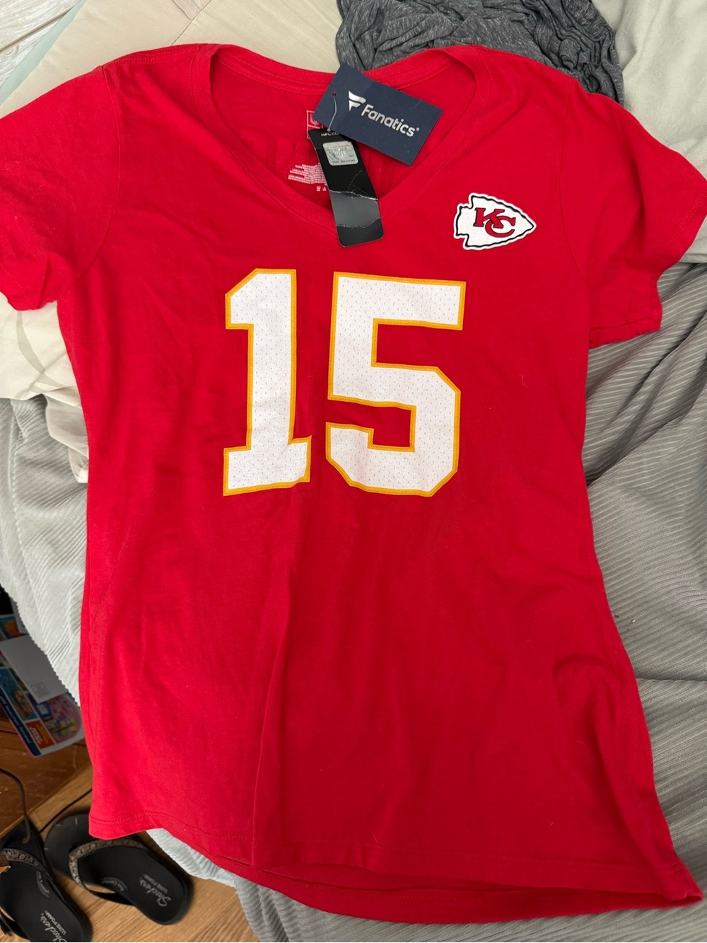 Fanatics Red NFL Crewneck Tee with Tag